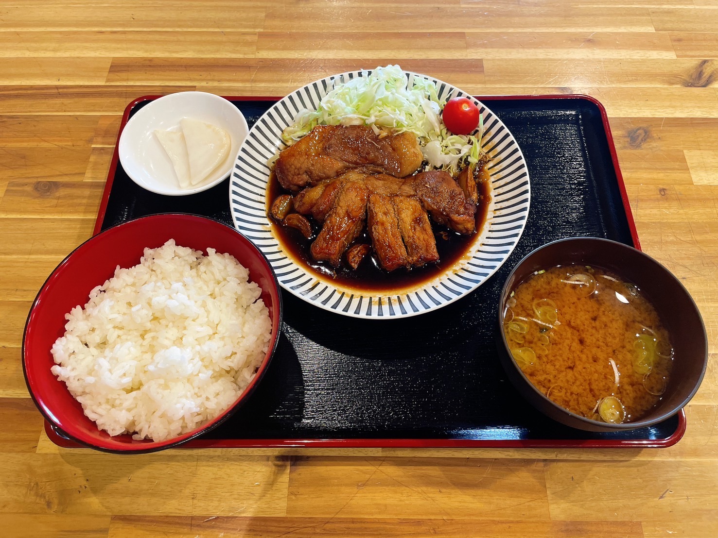 トンテキ定食